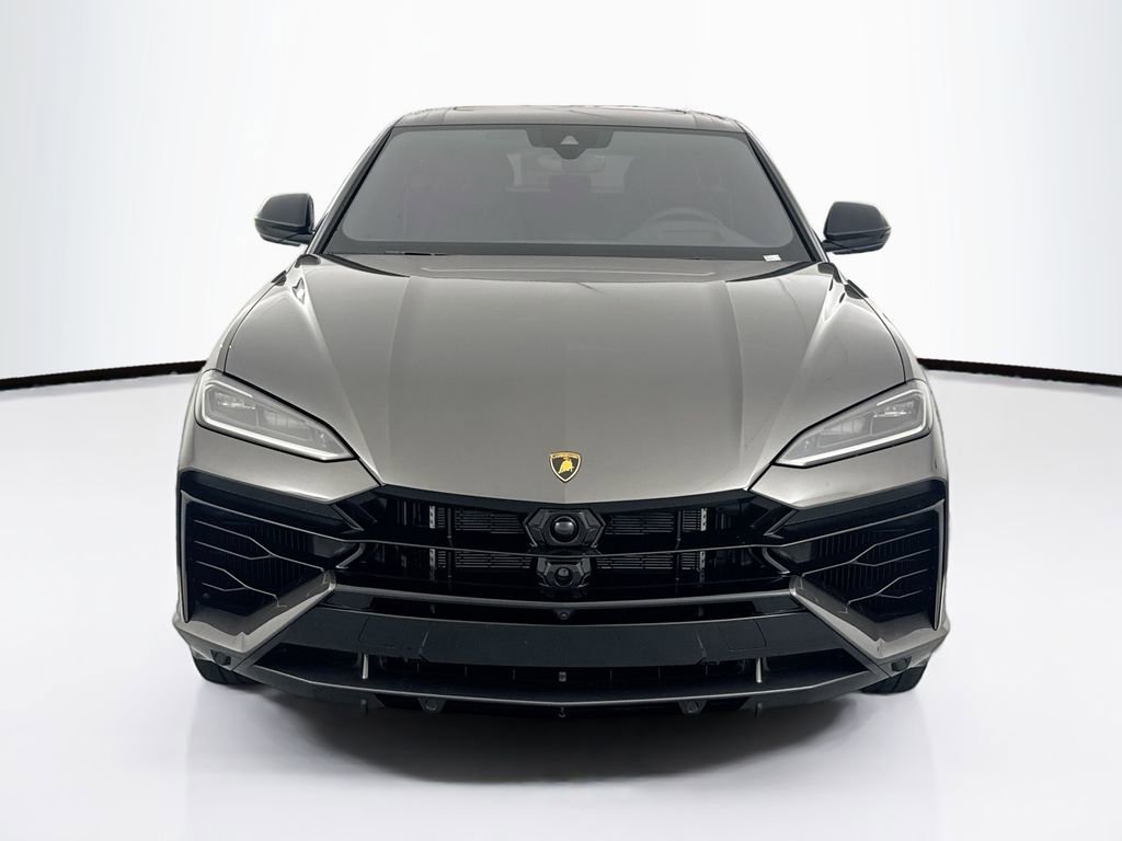 Used 2025 Lamborghini Urus SE image 2
