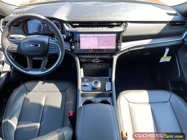 New 2026 Jeep Grand Cherokee L Limited w/ Limited Altitude Package AWD/4WD image 11