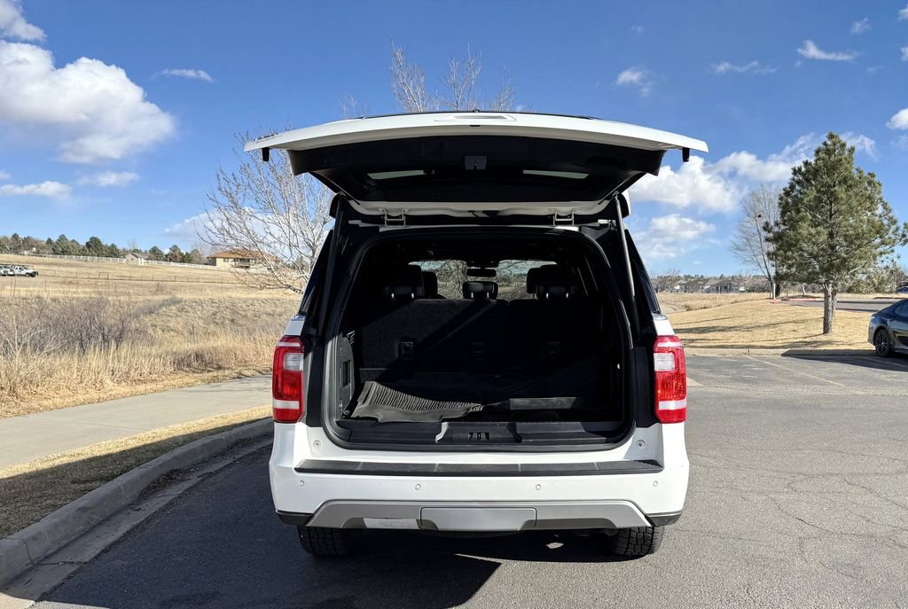 Used 2021 Ford Expedition XLT AWD/4WD image 8