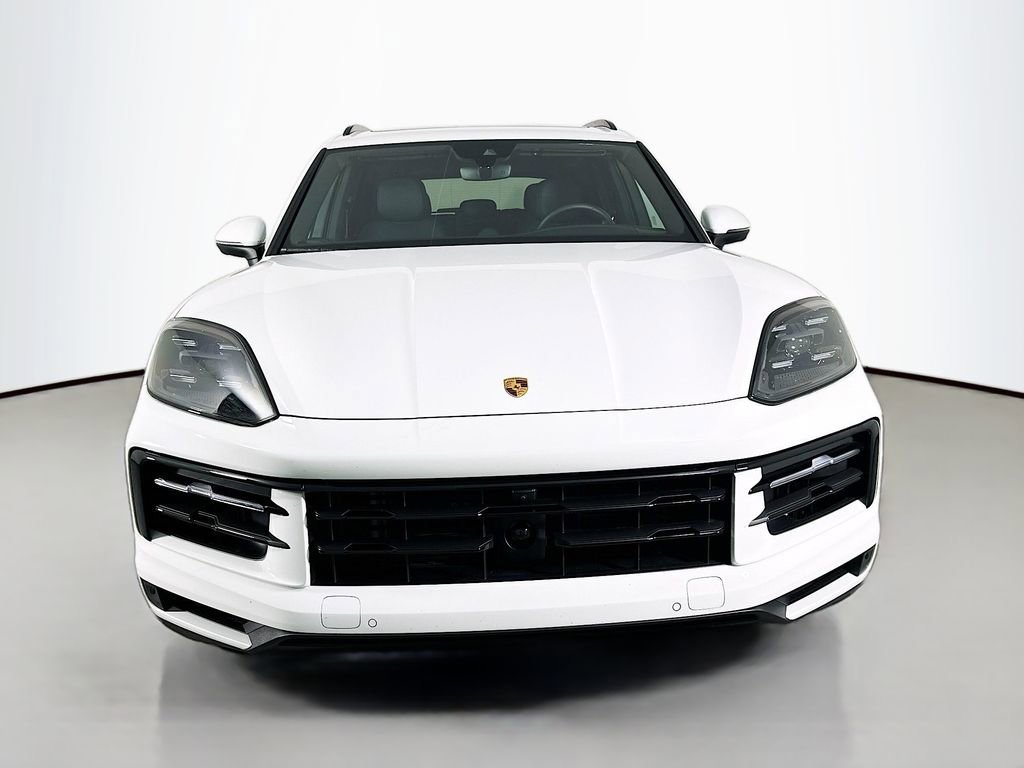 Certified 2024 Porsche Cayenne AWD/4WD image 6