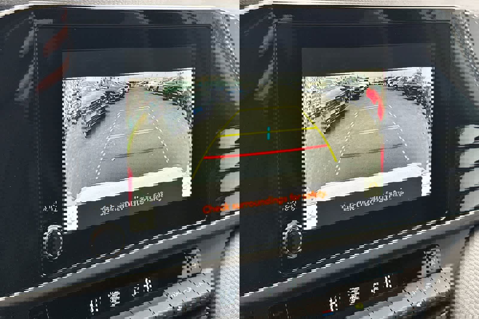 Used 2025 Toyota Camry SE image 18