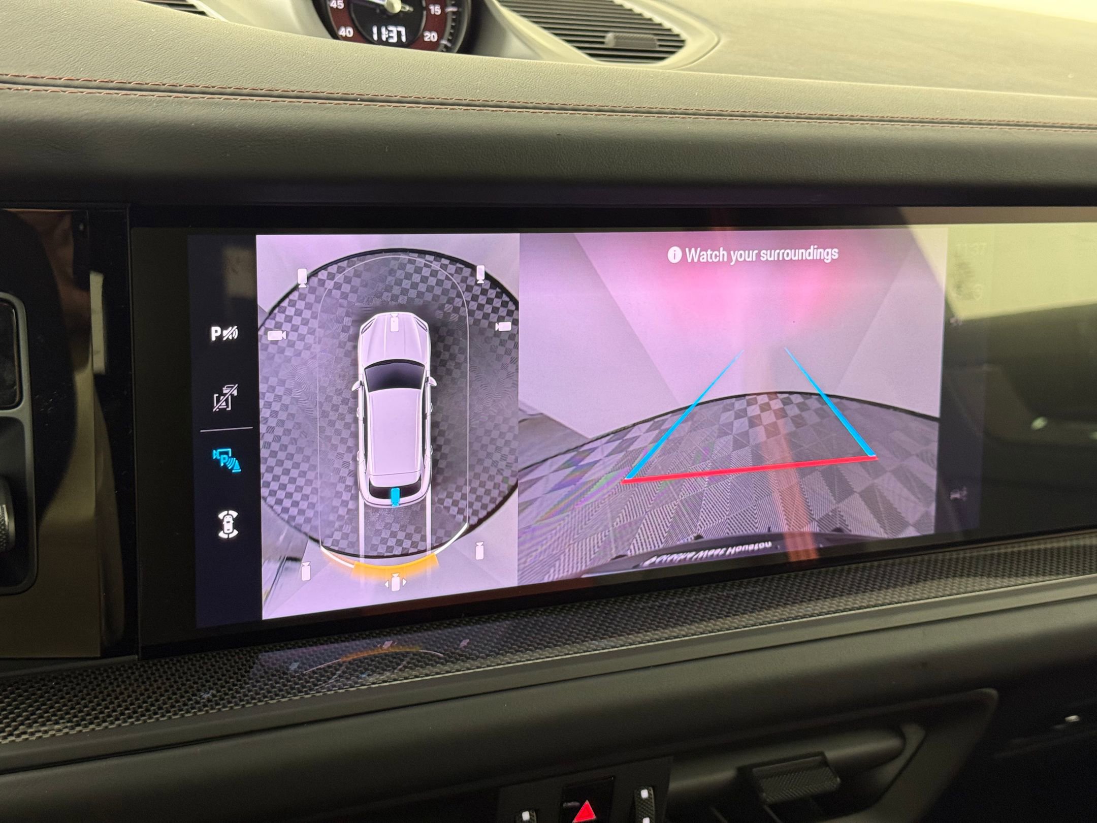 New 2026 Porsche Cayenne GTS image 31