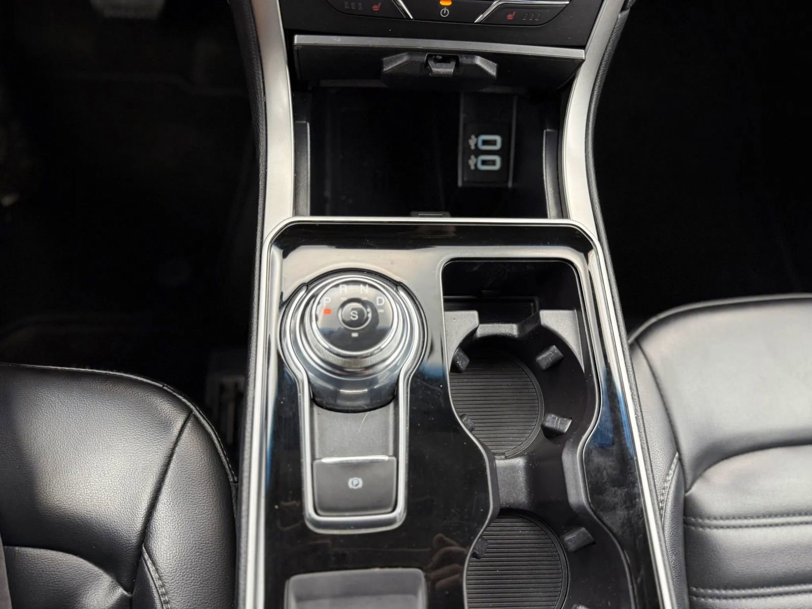 Used 2019 Ford Edge SEL w/ Equipment Group 201A AWD/4WD image 36