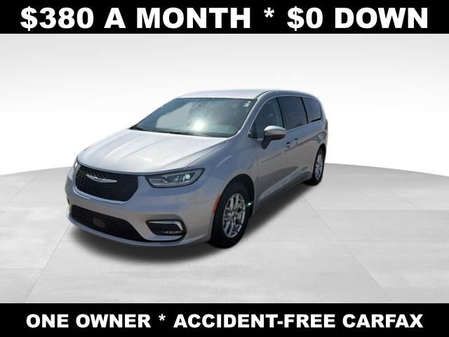 Used 2023 Chrysler Pacifica Touring-L