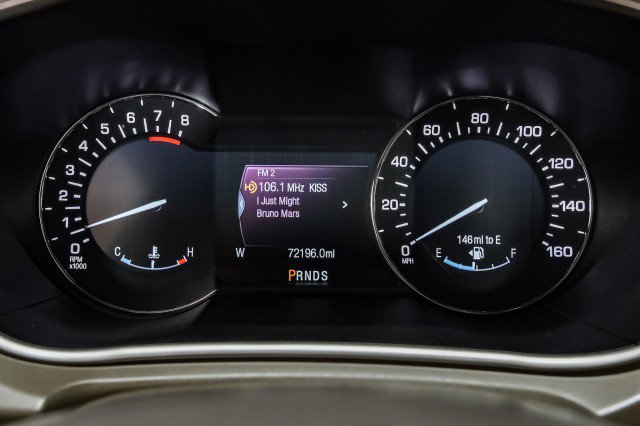 Used 2016 Lincoln MKX Reserve w/ Technology Package FWD image 18