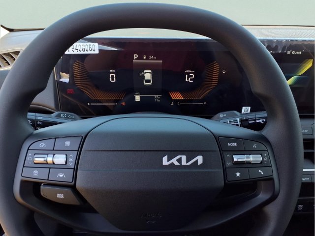 New 2026 Kia K4 FWD image 10
