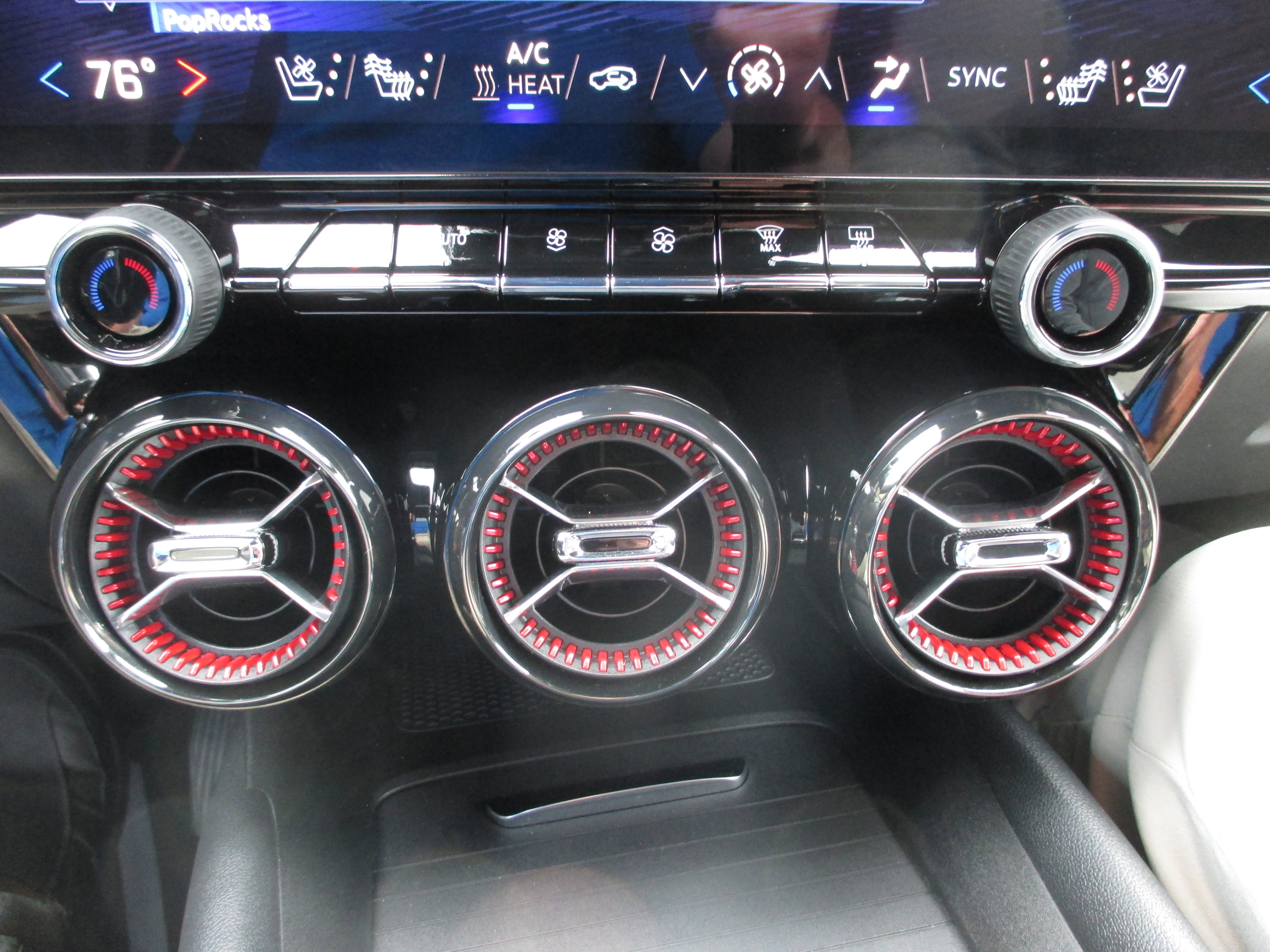 Used 2024 Chevrolet Blazer EV RS image 22