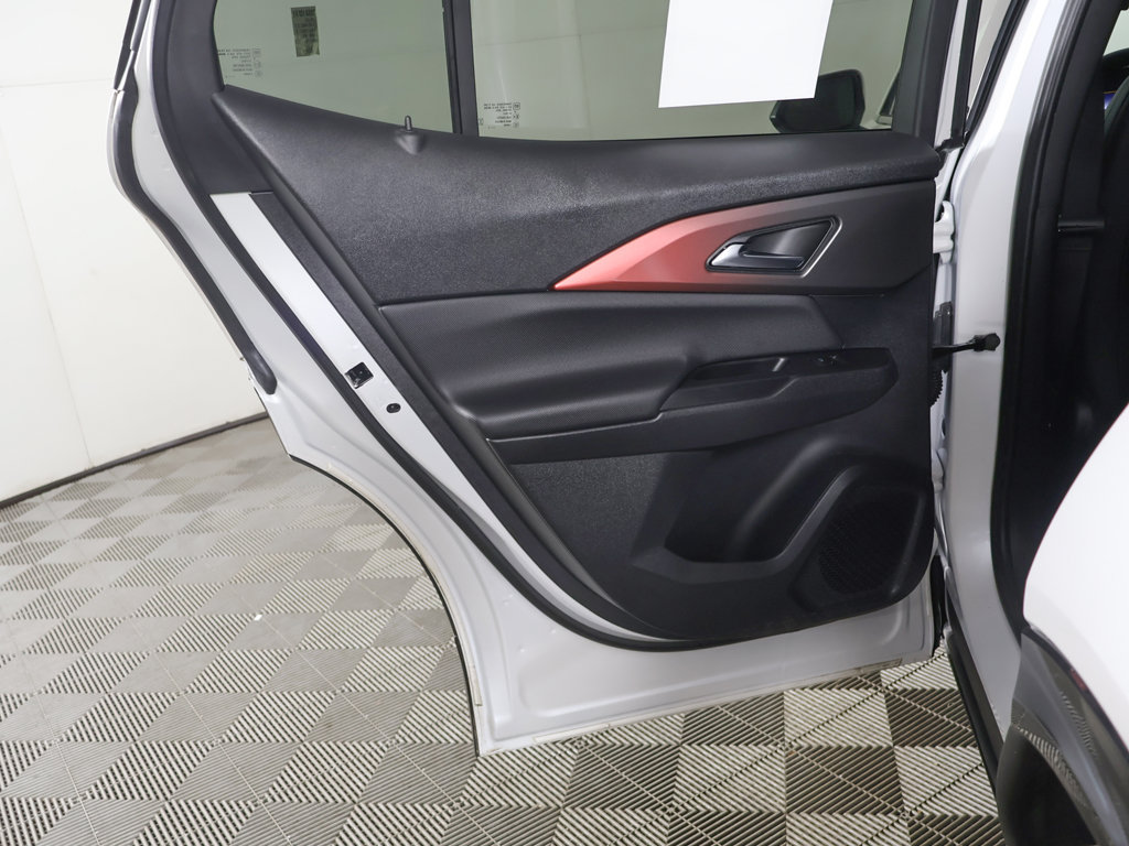 Used 2025 Chevrolet Equinox EV RS w/ Convenience Package II FWD image 29