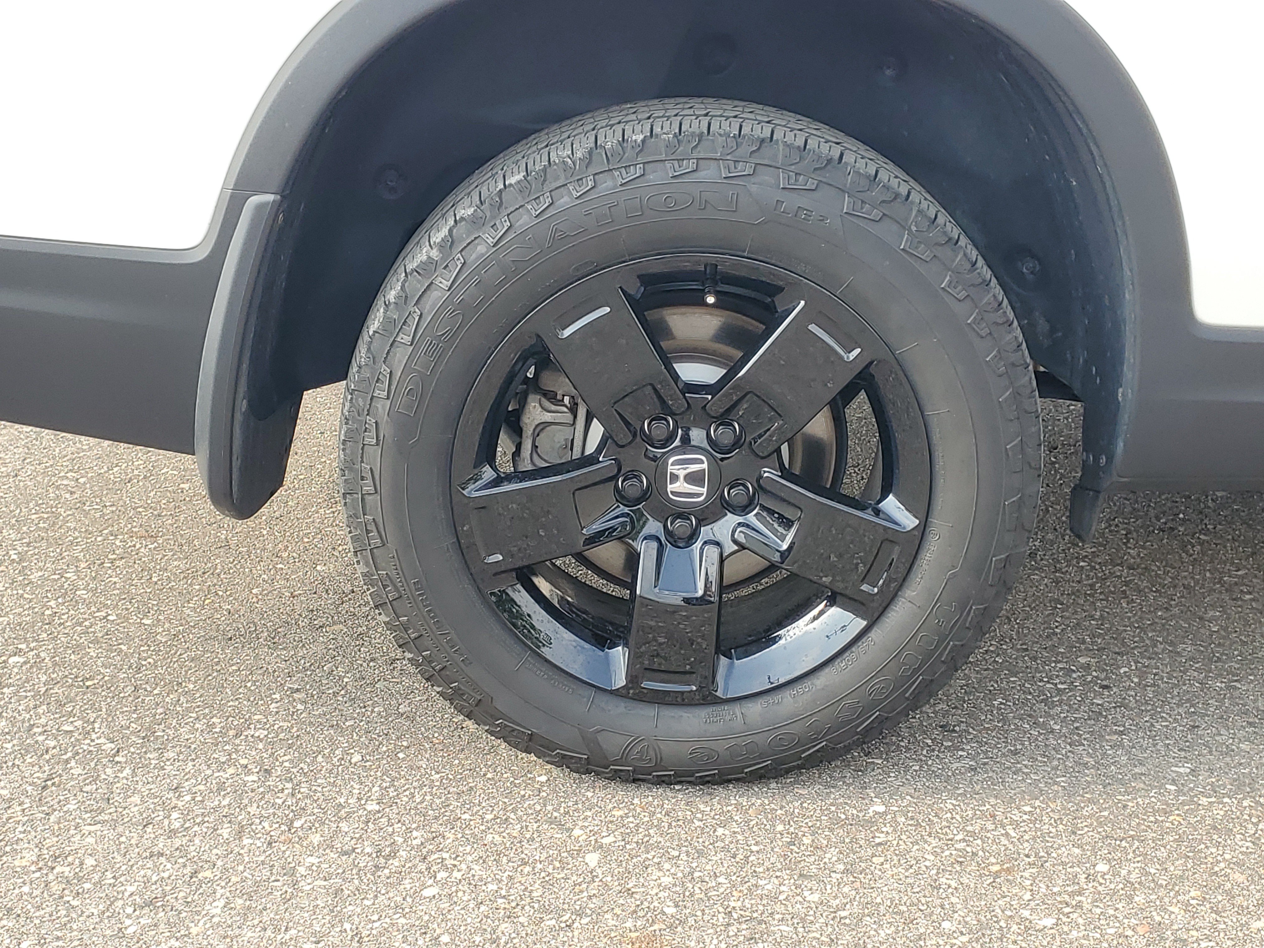 Certified 2024 Honda Ridgeline Black Edition image 6