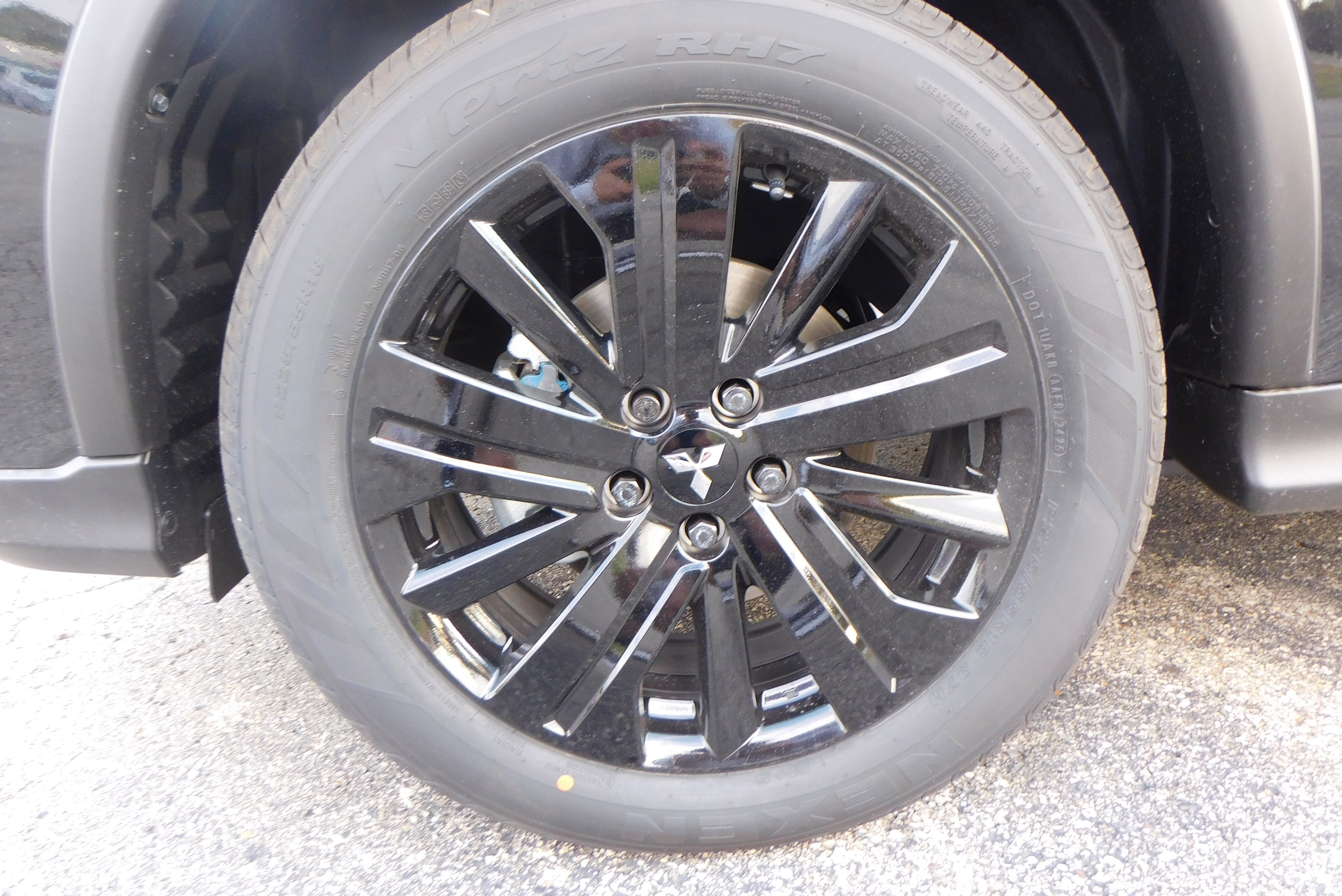 New 2025 Mitsubishi Outlander Sport LE image 2