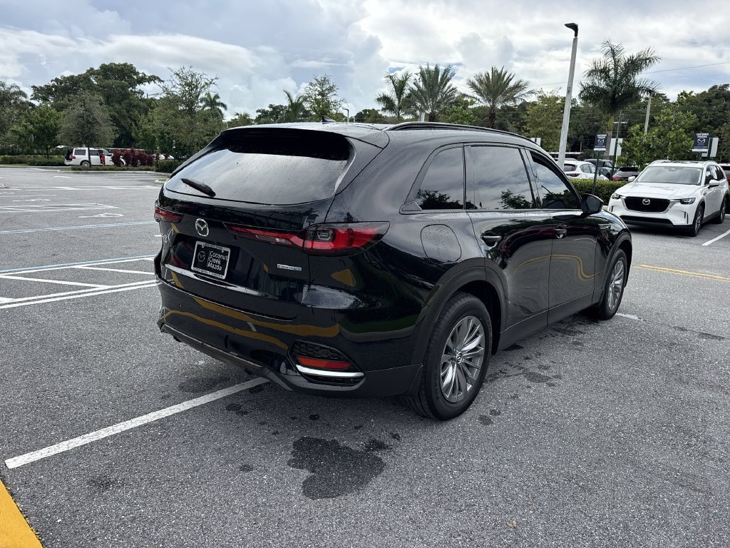 Certified 2025 MAZDA CX-70 Plug-In Hybrid w/ Premium Plus AWD/4WD image 3