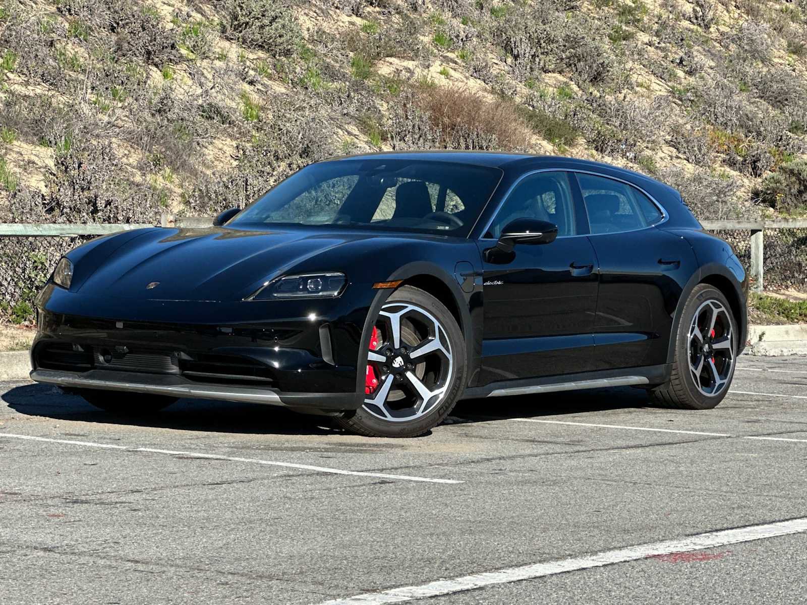 New 2025 Porsche Taycan 4S image 1