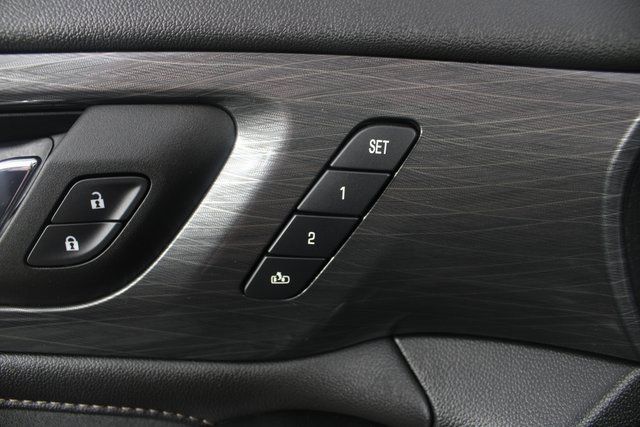 Used 2023 Chevrolet Traverse High Country image 18