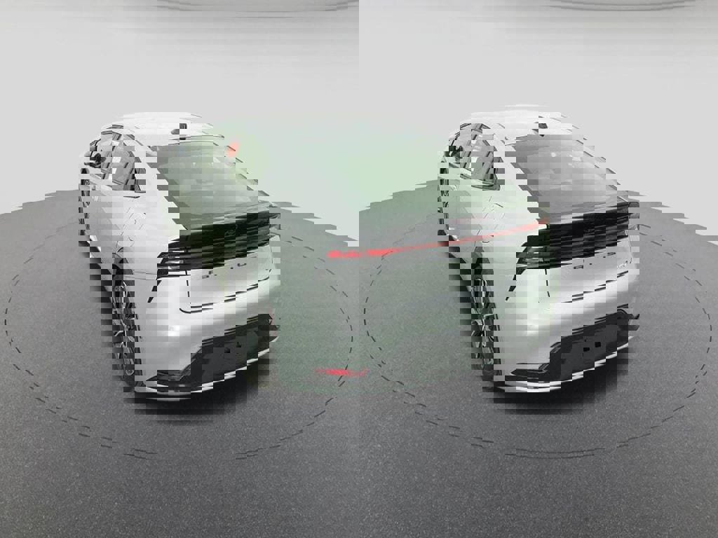 New 2026 Toyota Prius XLE image 6