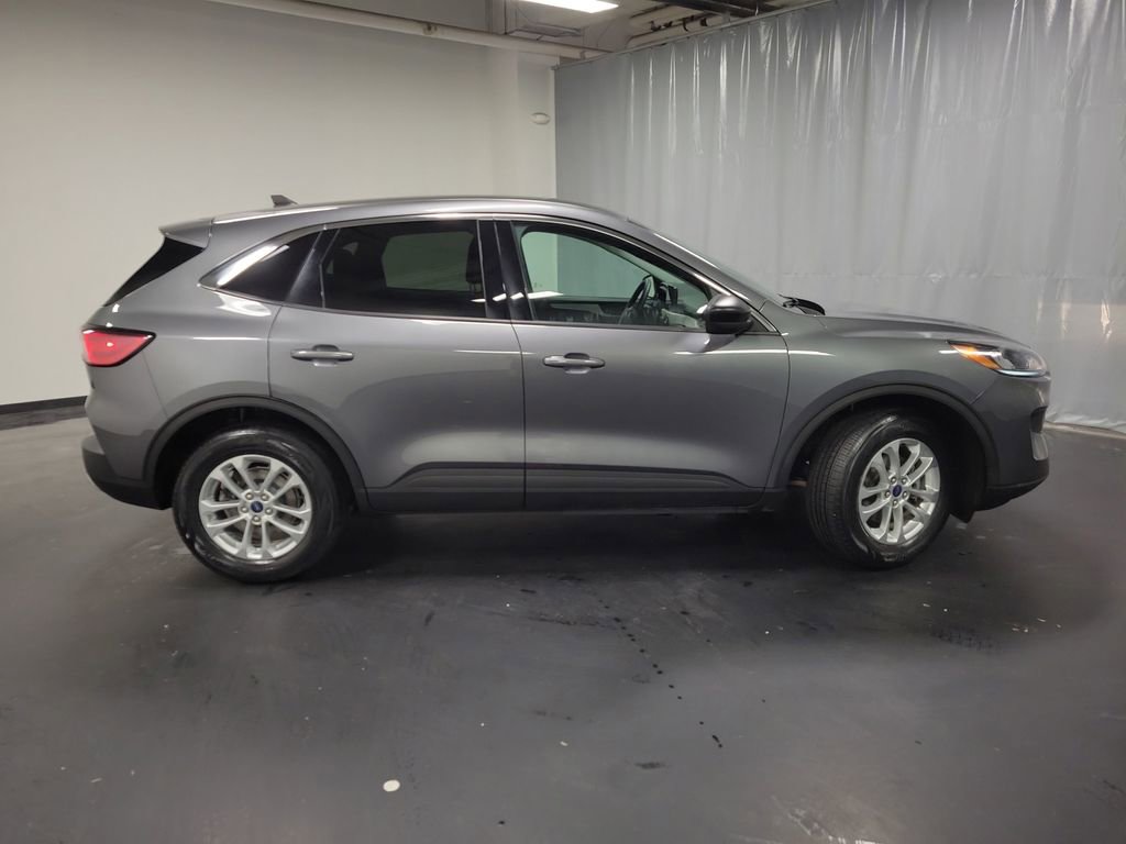 Used 2022 Ford Escape SE w/ Convenience Package image 9