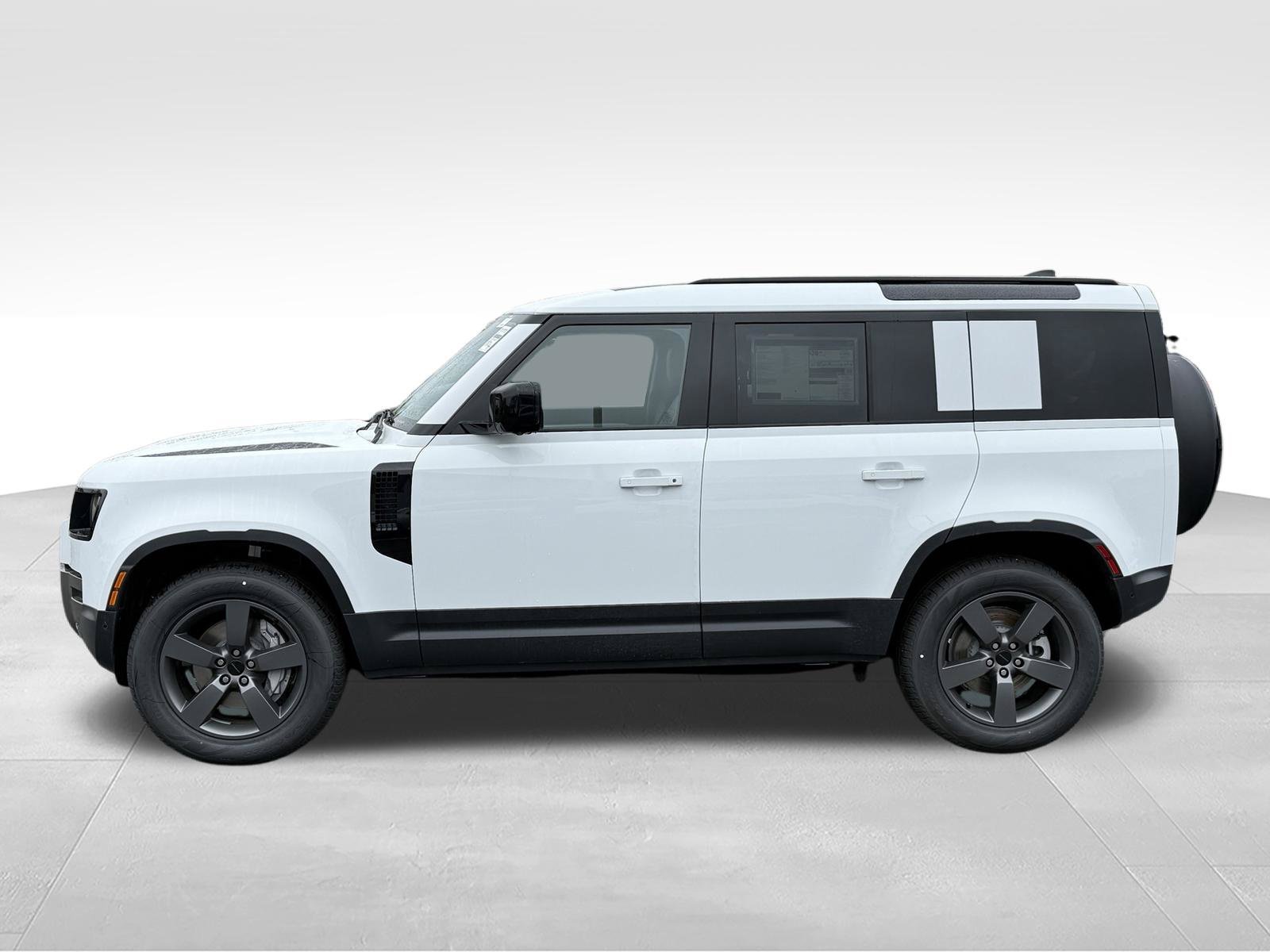 New 2026 Land Rover Defender 110 S AWD/4WD image 2