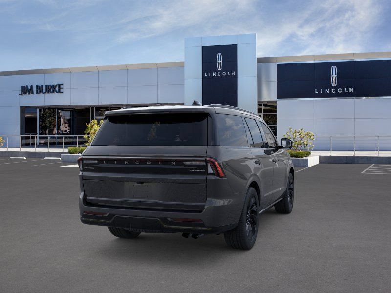 New 2026 Lincoln Navigator Reserve w/ Jet Appearance Package AWD/4WD image 8