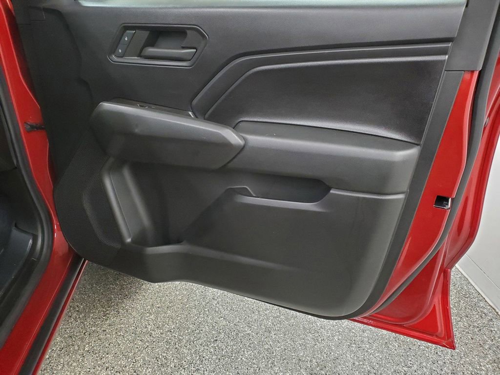 Used 2023 Chevrolet Colorado Trail Boss w/ Technology Package AWD/4WD image 24