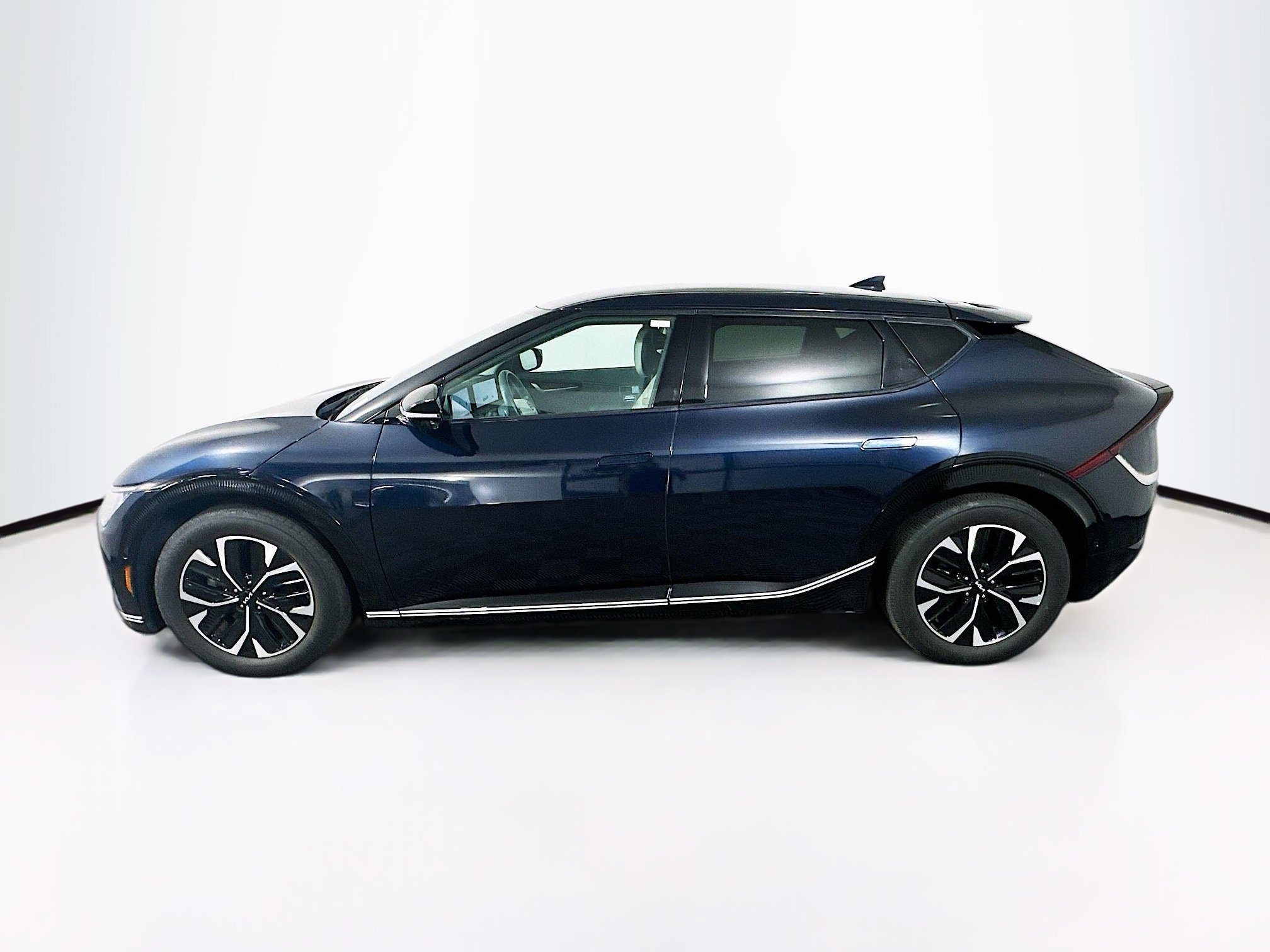 Used 2024 Kia EV6 Wind w/ Wind Technology Package image 4