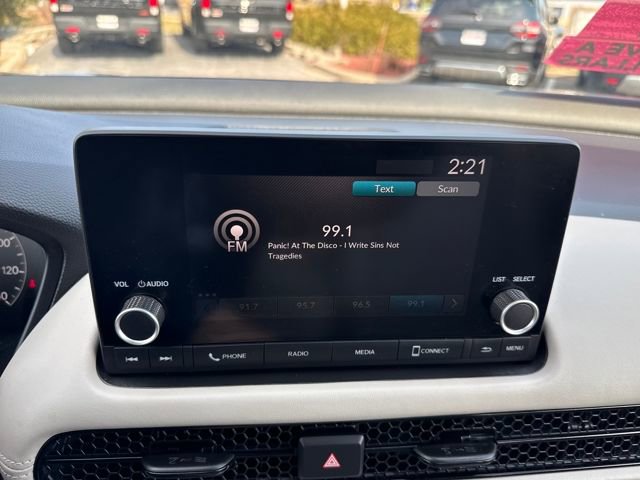 Certified 2023 Honda HR-V LX image 34