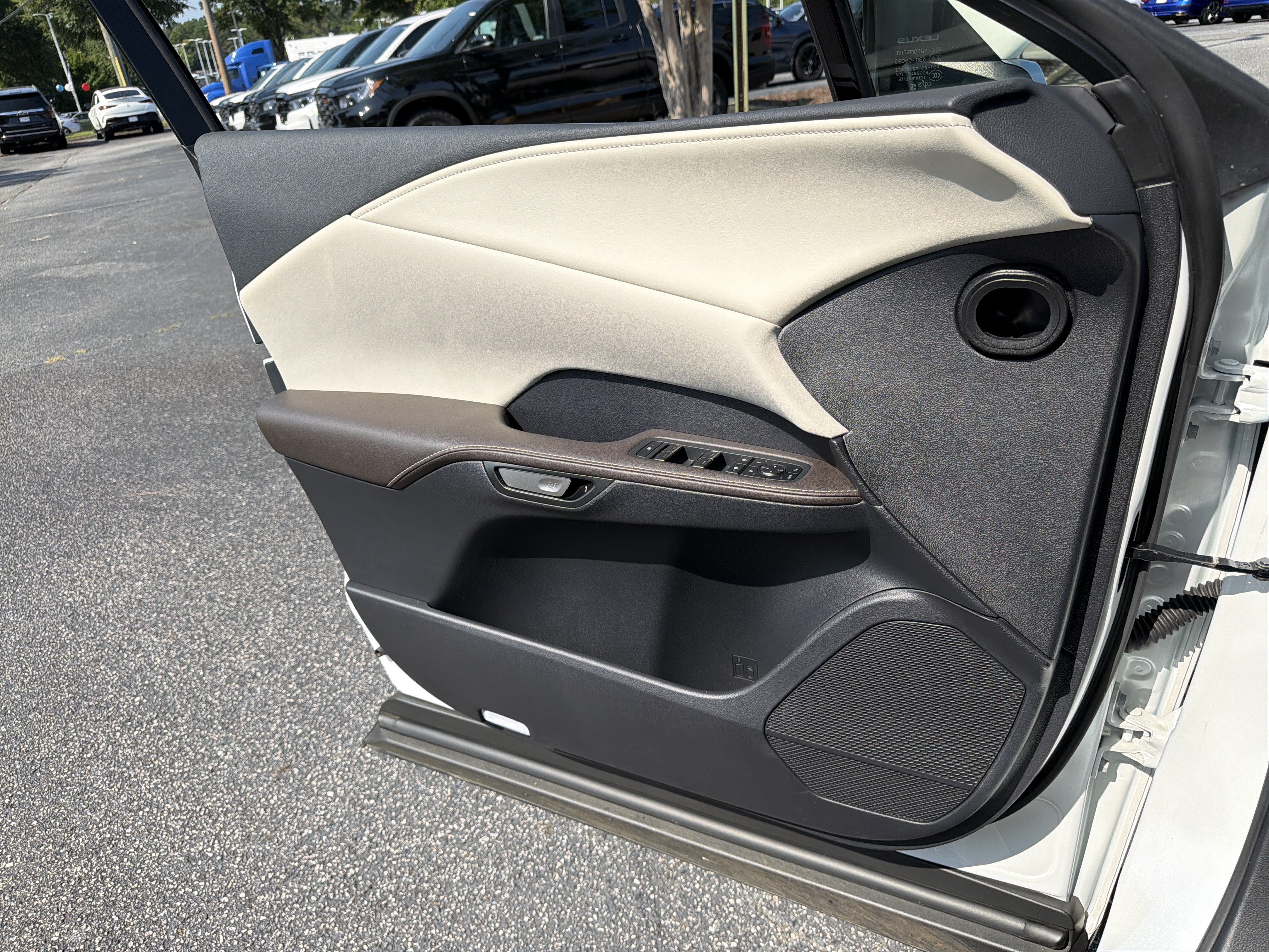 Used 2024 Lexus RX 350 Premium w/ Cold Area Package FWD image 15
