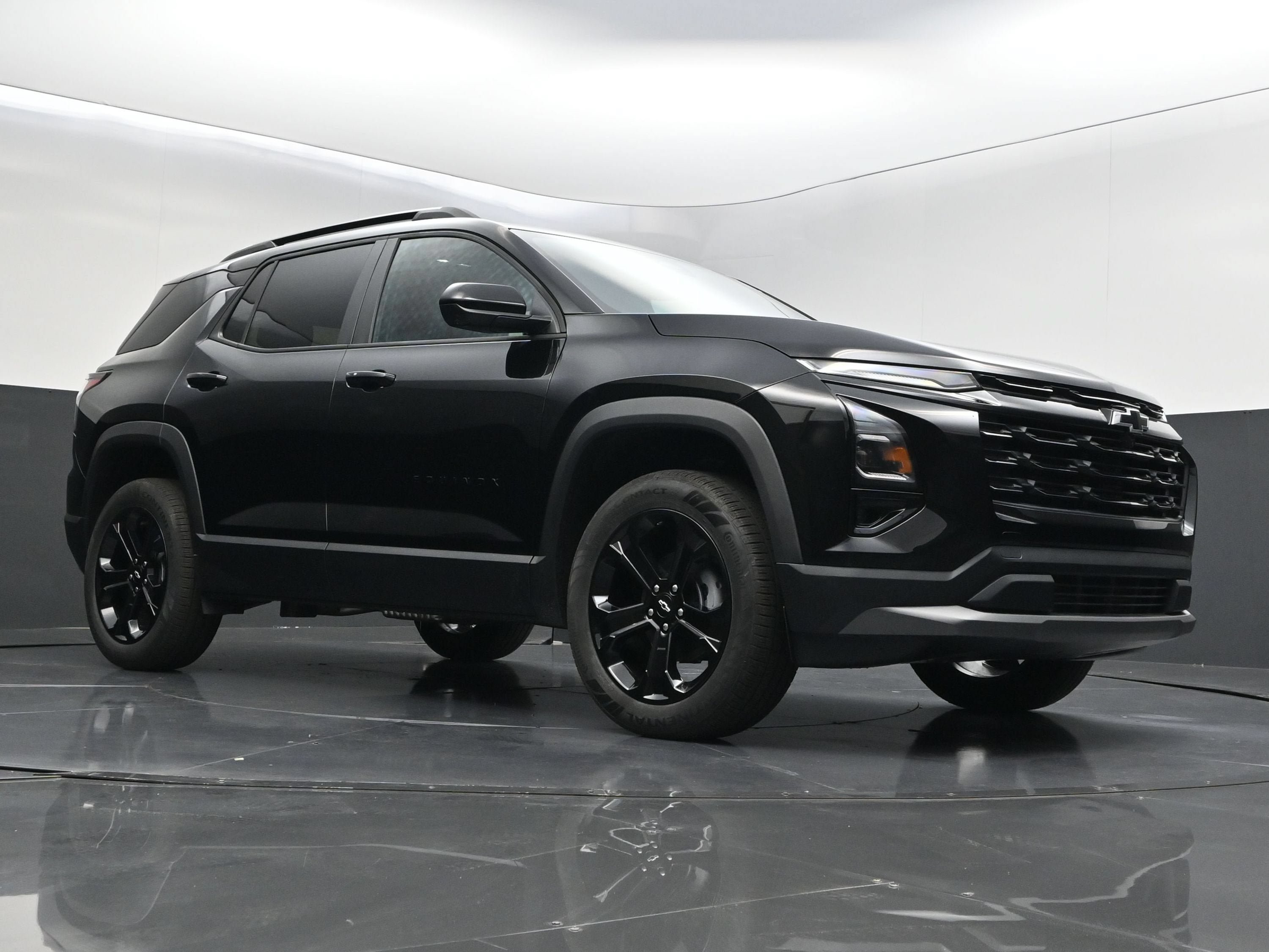 New 2027 Chevrolet Equinox LT w/ Convenience Package II FWD image 35