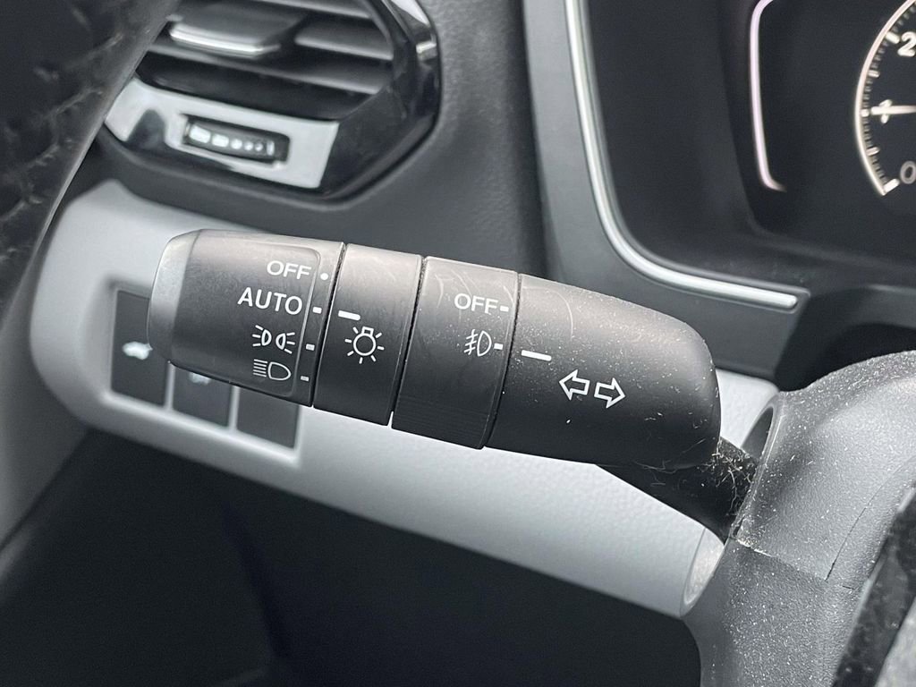 Used 2023 Honda Pilot EX-L image 11