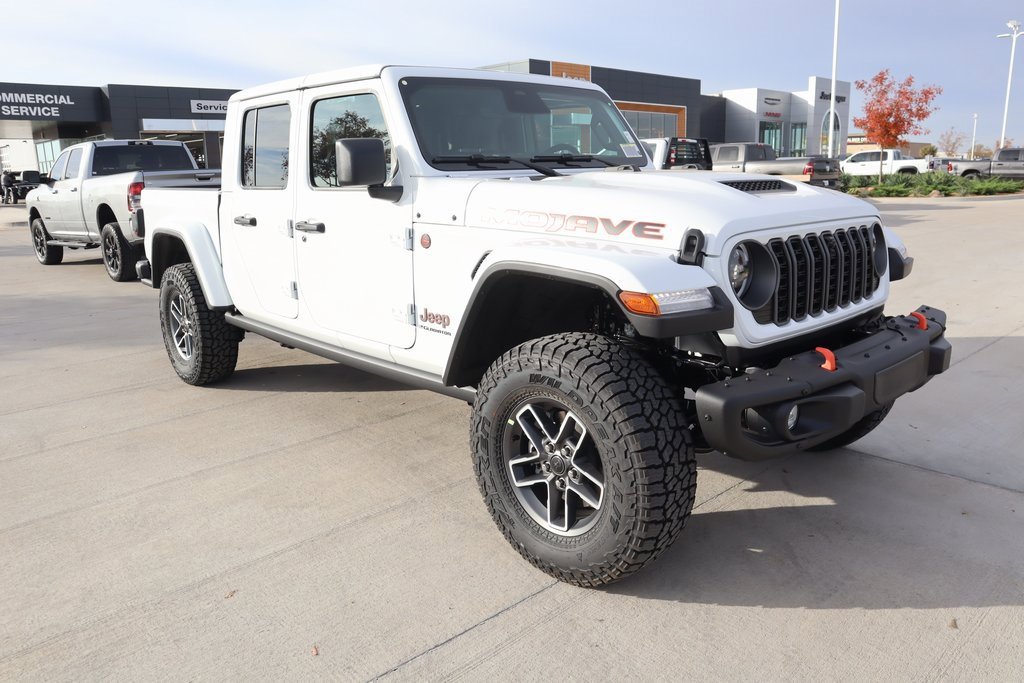New 2026 Jeep Gladiator Mojave image 1