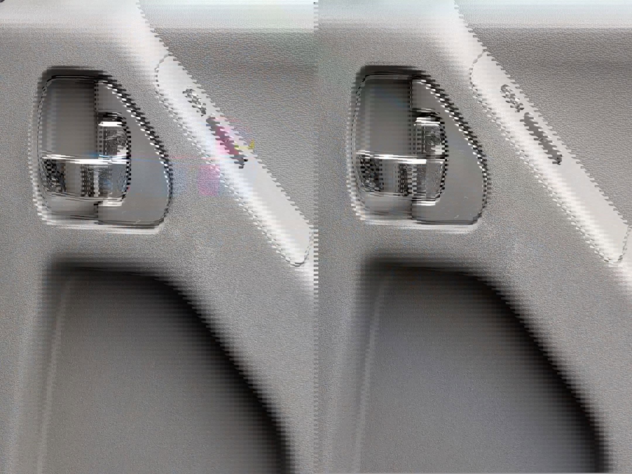 Used 2017 Nissan Frontier SV w/ SV Value Truck Package image 29