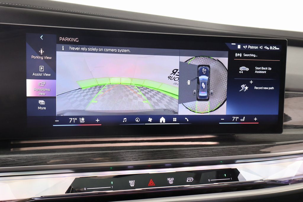 Used 2023 BMW 760i xDrive image 7