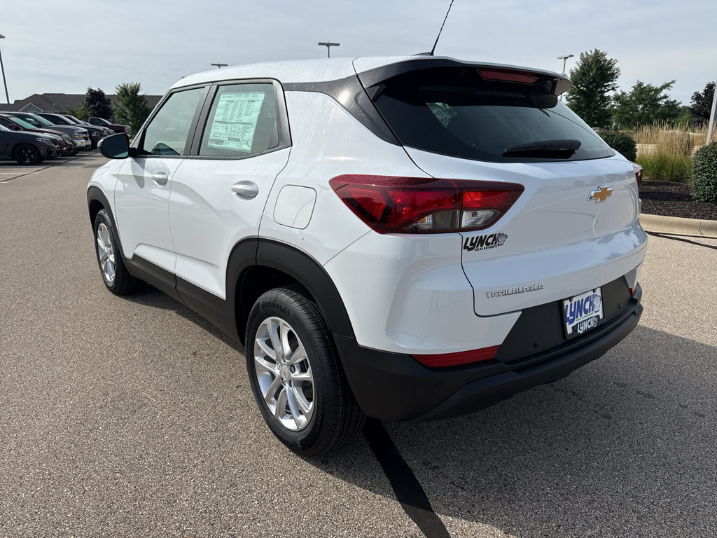 New 2026 Chevrolet TrailBlazer LS w/ LS Confidence Package FWD image 3