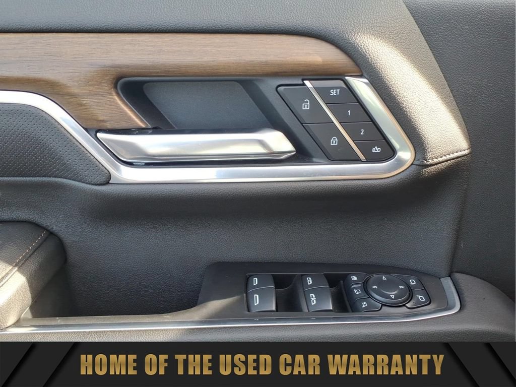 Used 2025 Chevrolet Silverado 3500 High Country w/ Technology Package AWD/4WD image 13