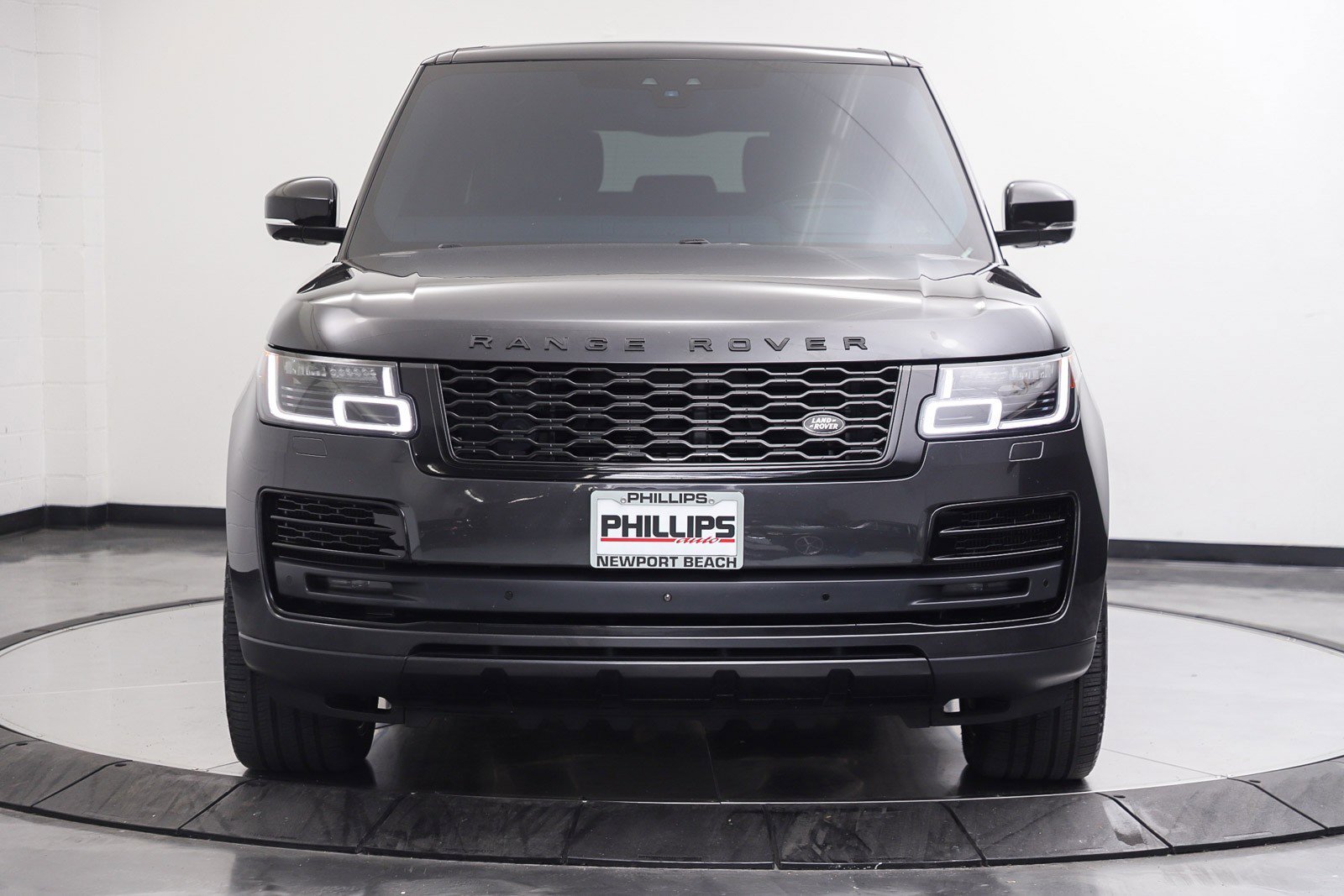 Used 2019 Land Rover Range Rover Long Wheelbase Supercharged AWD/4WD image 8