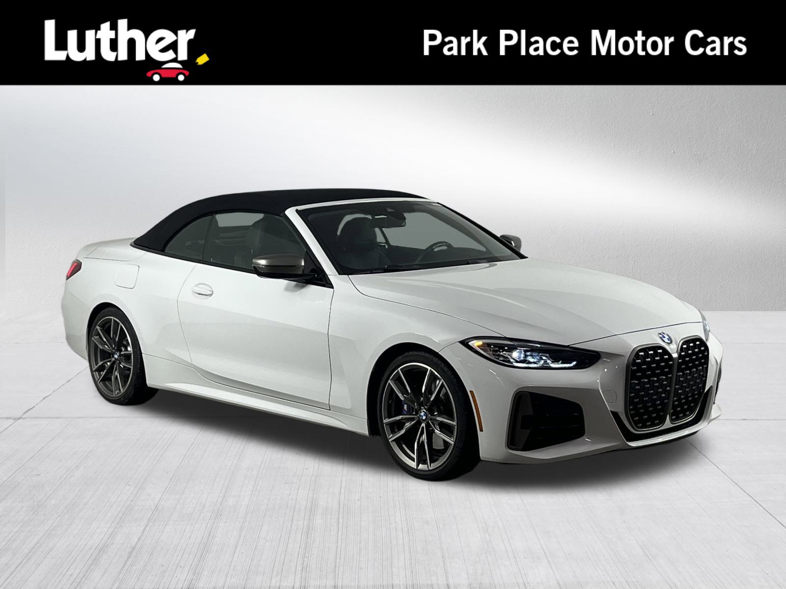 Used 2021 BMW M440i Convertible w/ Premium Package image 1