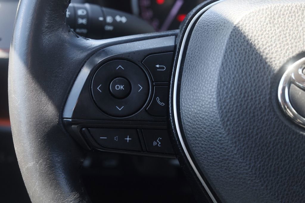 Used 2019 Toyota RAV4 Adventure w/ Cold Weather Package AWD/4WD image 16