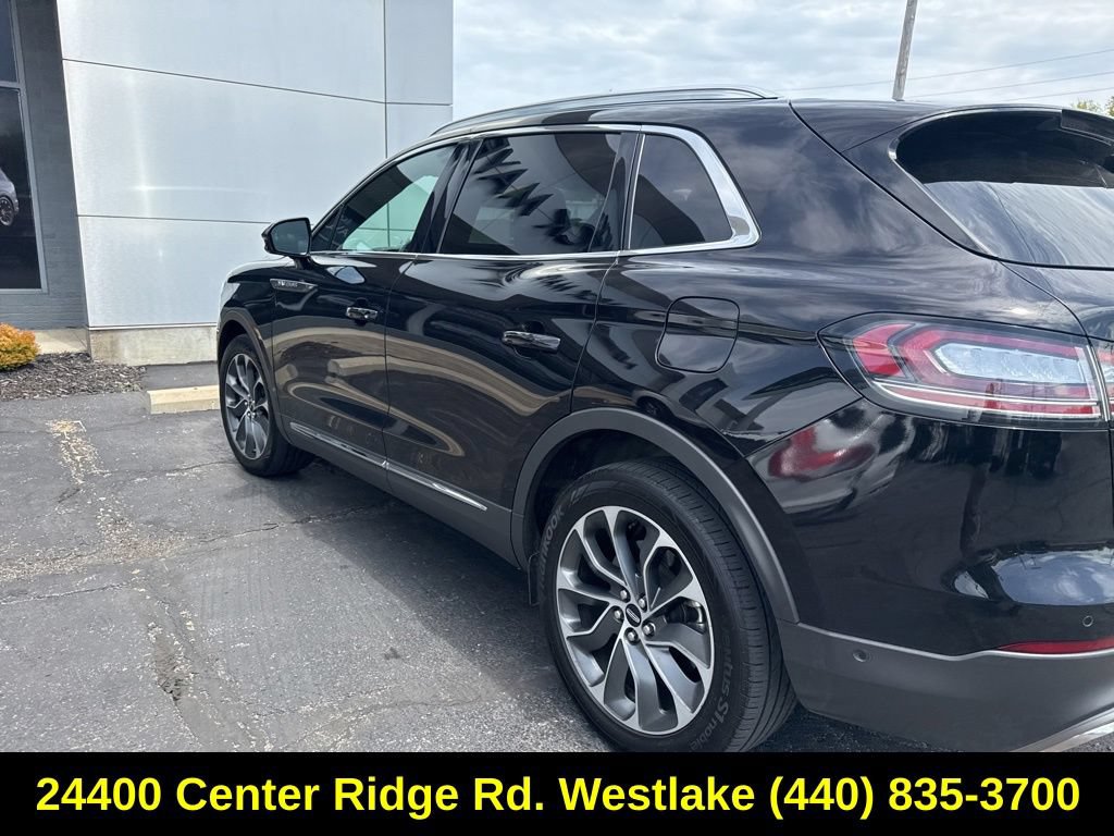 Used 2022 Lincoln Nautilus Reserve AWD/4WD image 9
