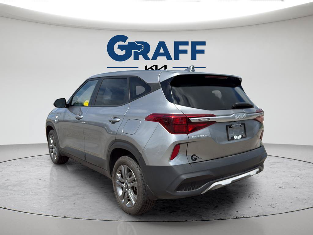 Used 2023 Kia Seltos LX AWD/4WD image 5