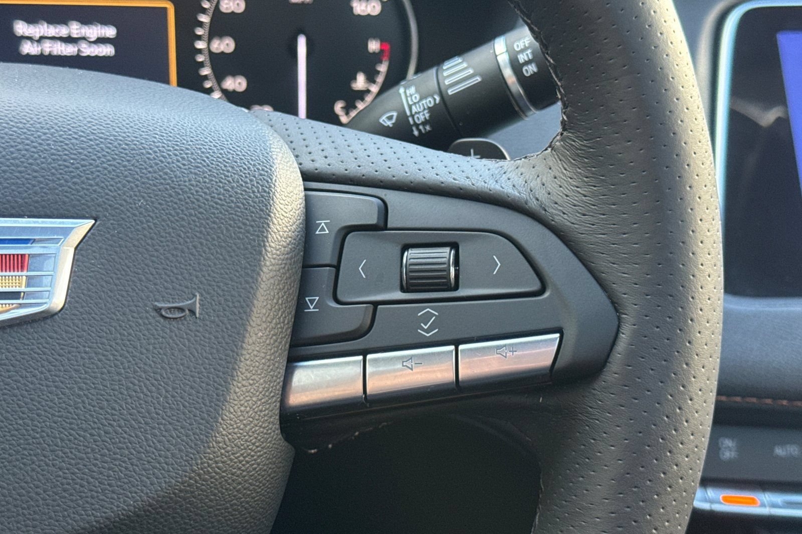 Used 2022 Cadillac XT4 Sport AWD/4WD image 37