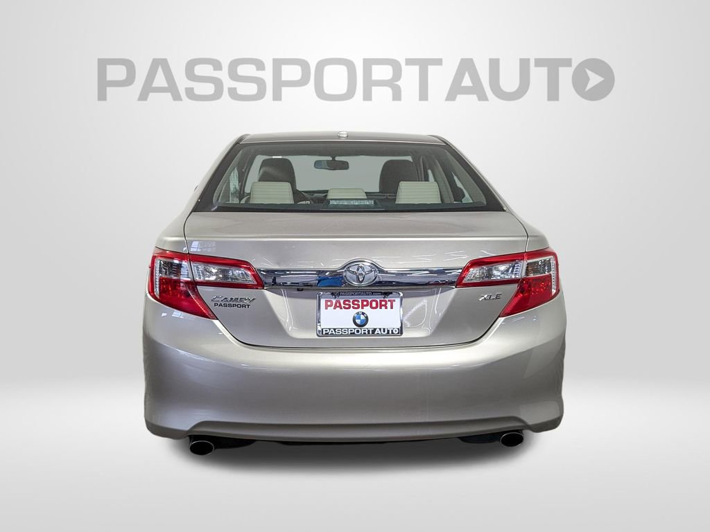 Used 2014 Toyota Camry XLE image 6