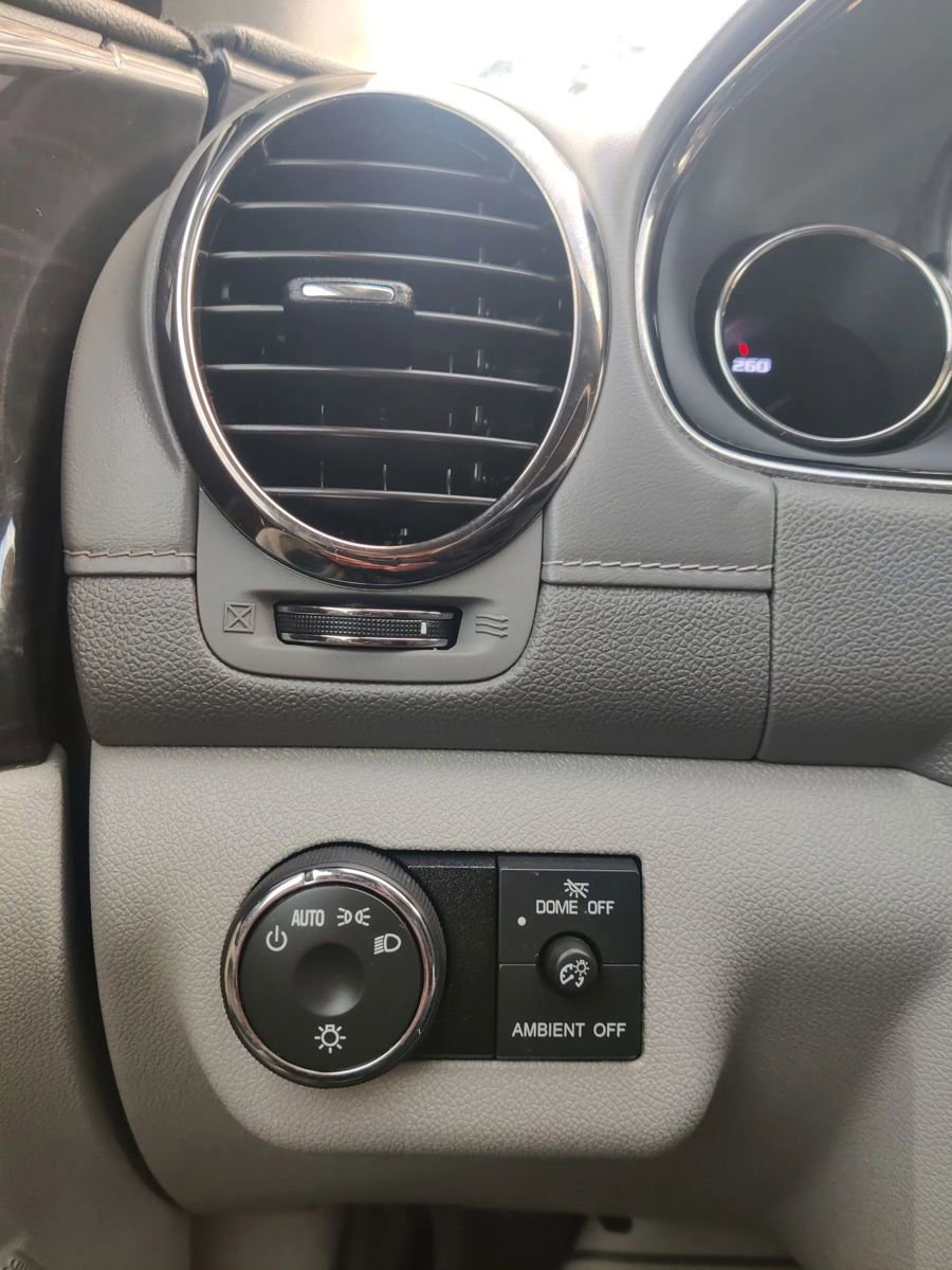 Used 2016 Buick Enclave Leather image 24