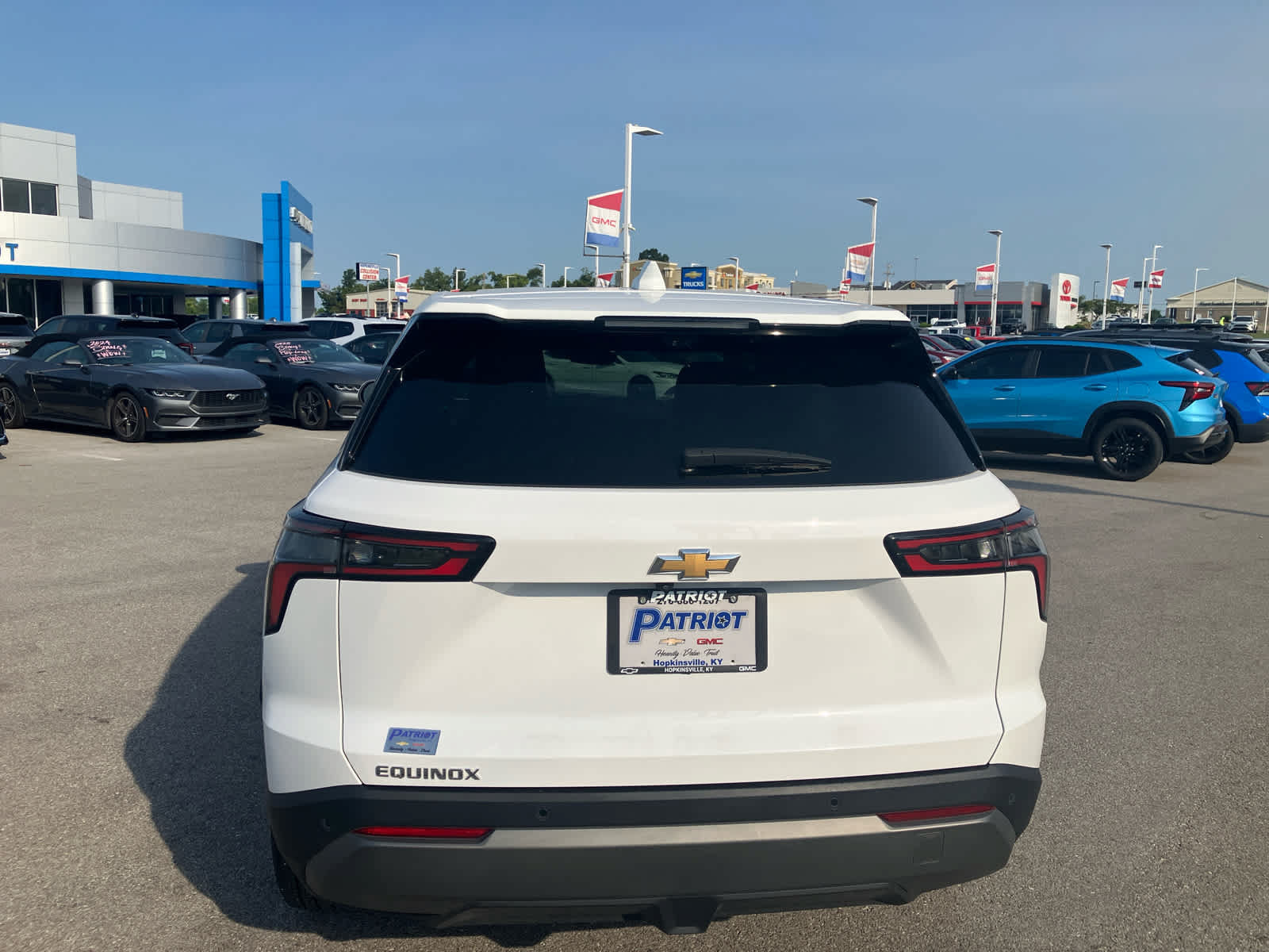 Used 2025 Chevrolet Equinox LT w/ Safety and Technology Package FWD image 6