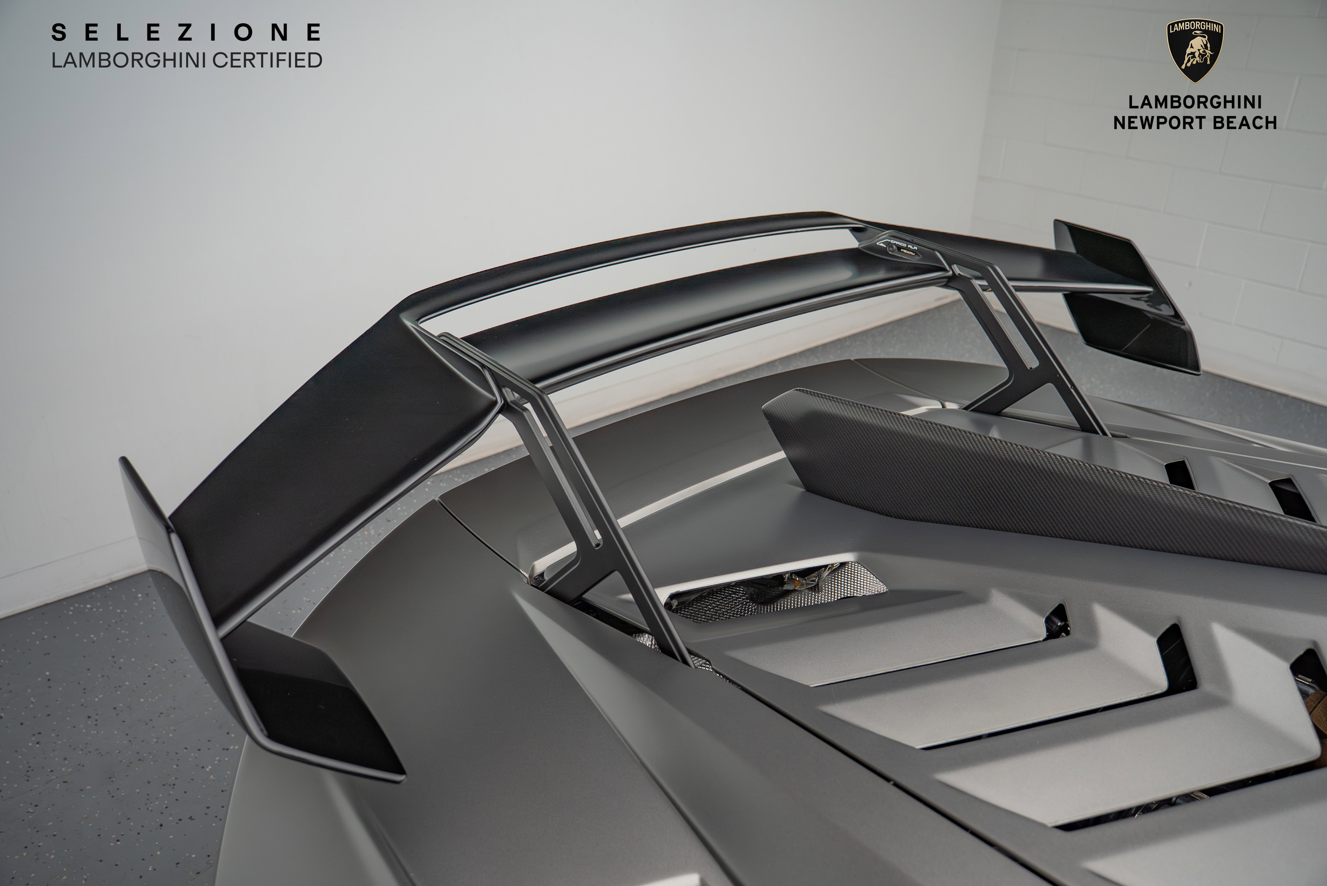 Used 2023 Lamborghini Huracan STO image 9