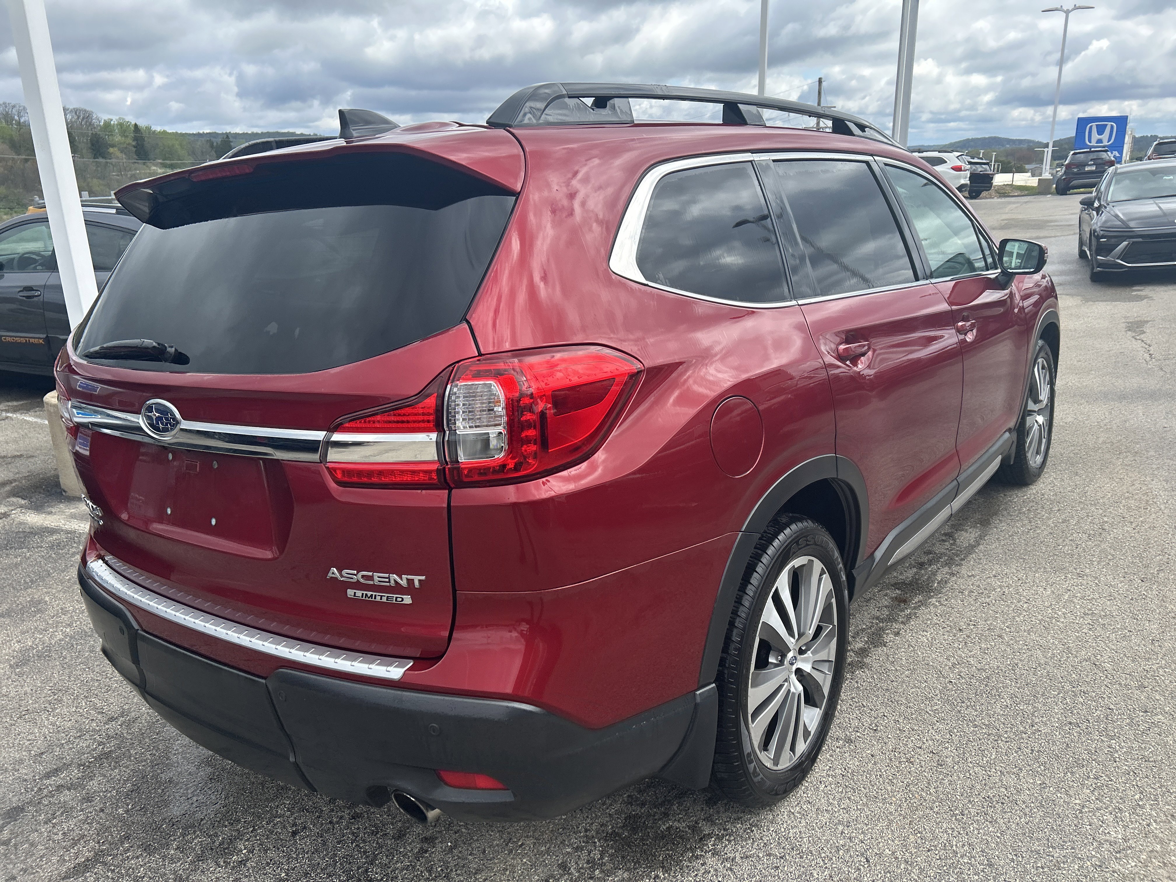 Used 2020 Subaru Ascent Limited w/ Popular Package #3 AWD/4WD image 11