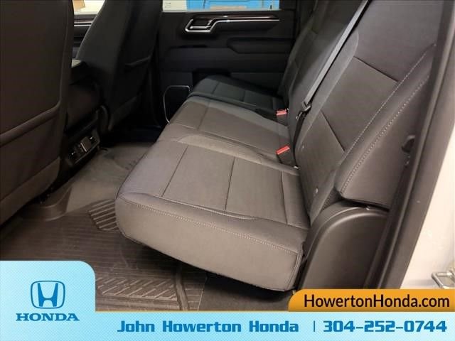 Used 2025 Chevrolet Silverado 3500 LT w/ All Star Edition image 14