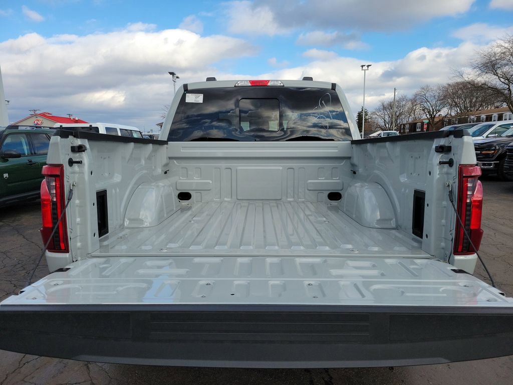 New 2026 Ford F150 XLT w/ Equipment Group 302A MID image 10
