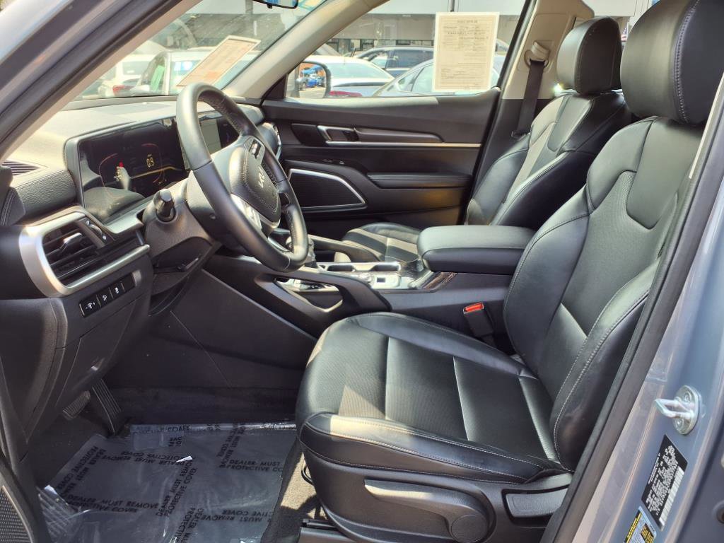 Used 2023 Kia Telluride LX image 18
