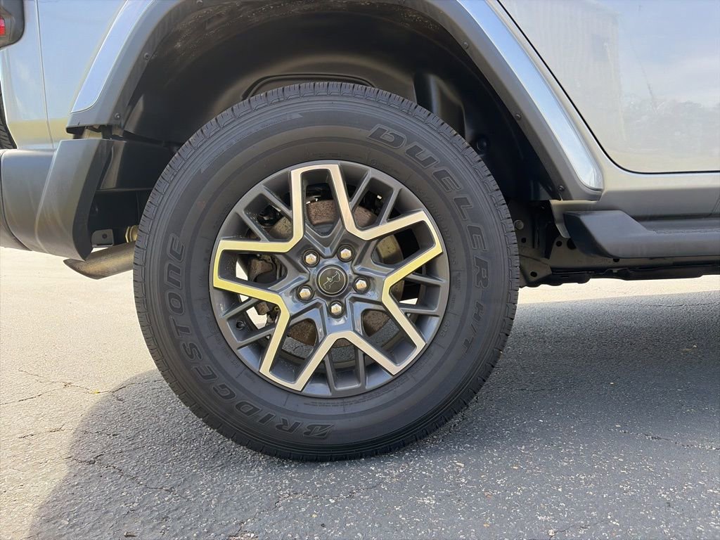 Used 2021 Jeep Wrangler Unlimited Sahara image 9