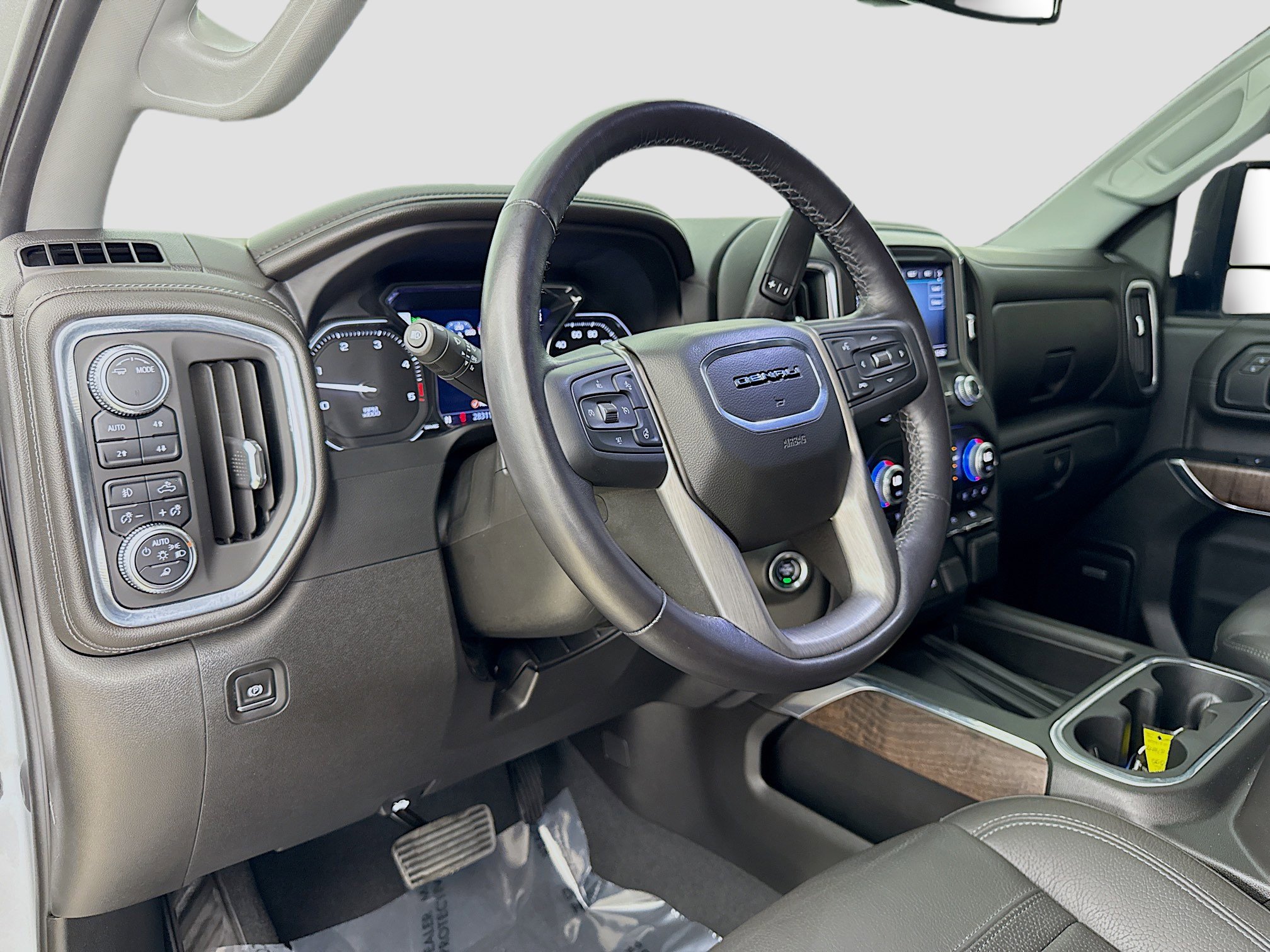 Used 2022 GMC Sierra 3500 Denali image 9