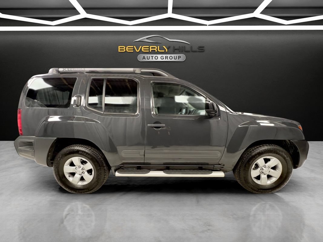 Used 2013 Nissan Xterra S RWD image 6