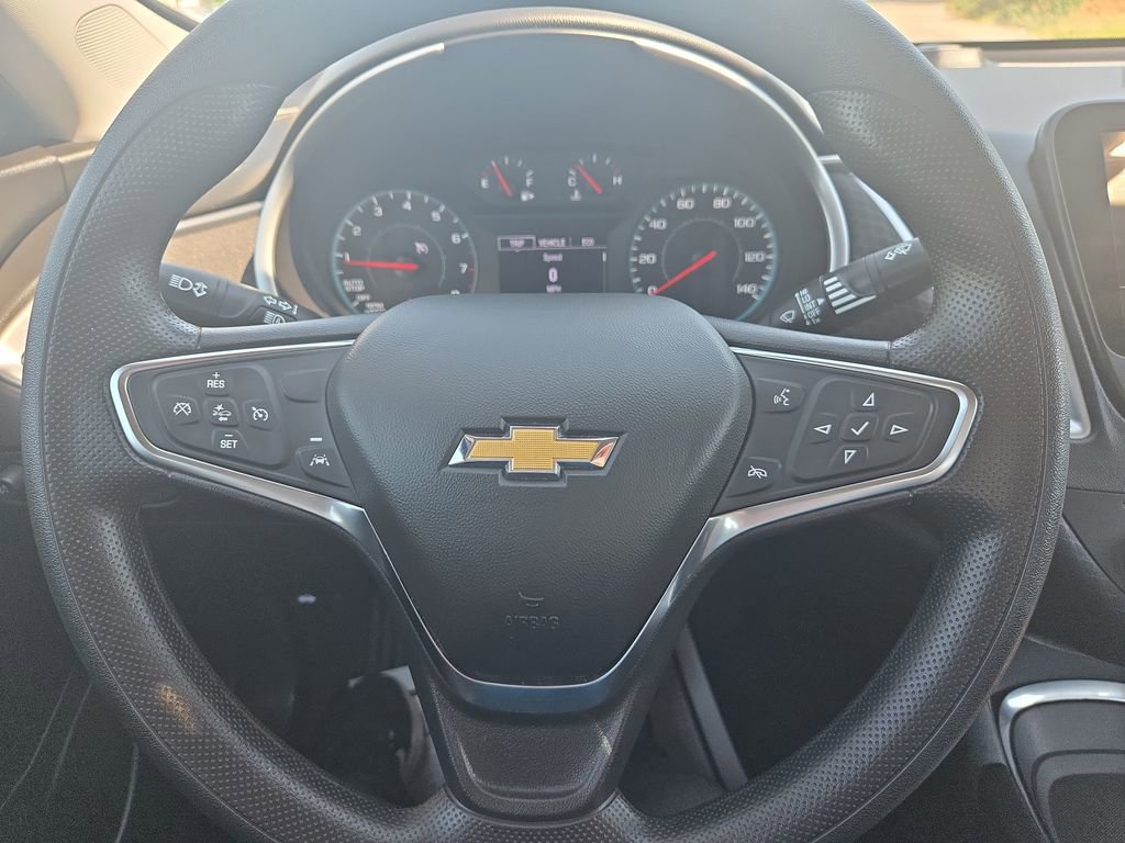 Used 2025 Chevrolet Malibu LT FWD image 15